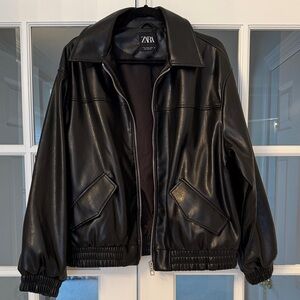 Like New ZARA Black Faux Leather Bomber Jacket M